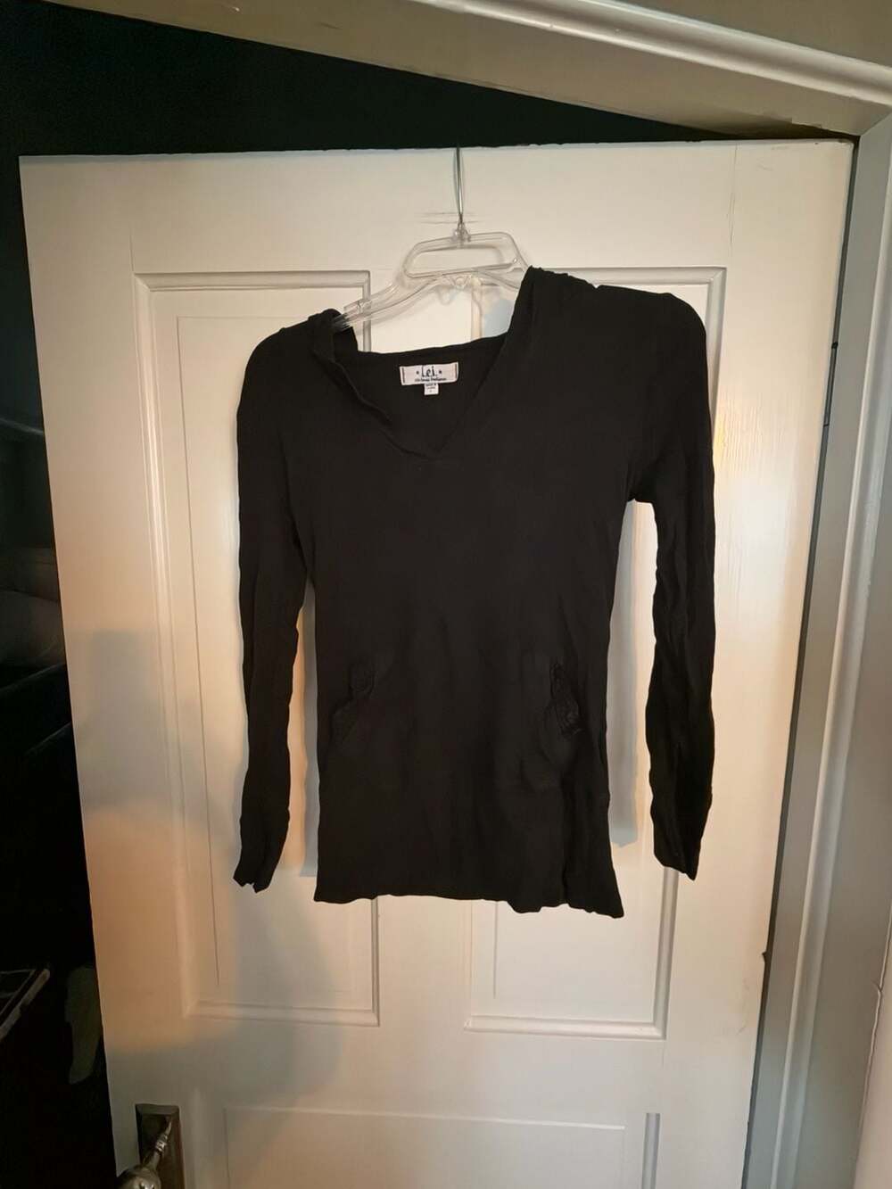 L.e.i. Life Energy Intelligence Black Ribbed Long Sleeve Hoodie with Lace Pocket